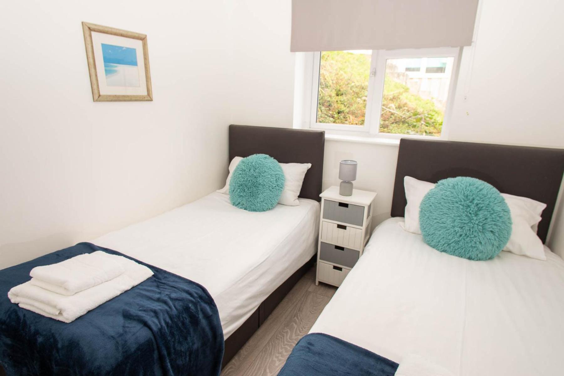 Pet Friendly Sea View Millendreath