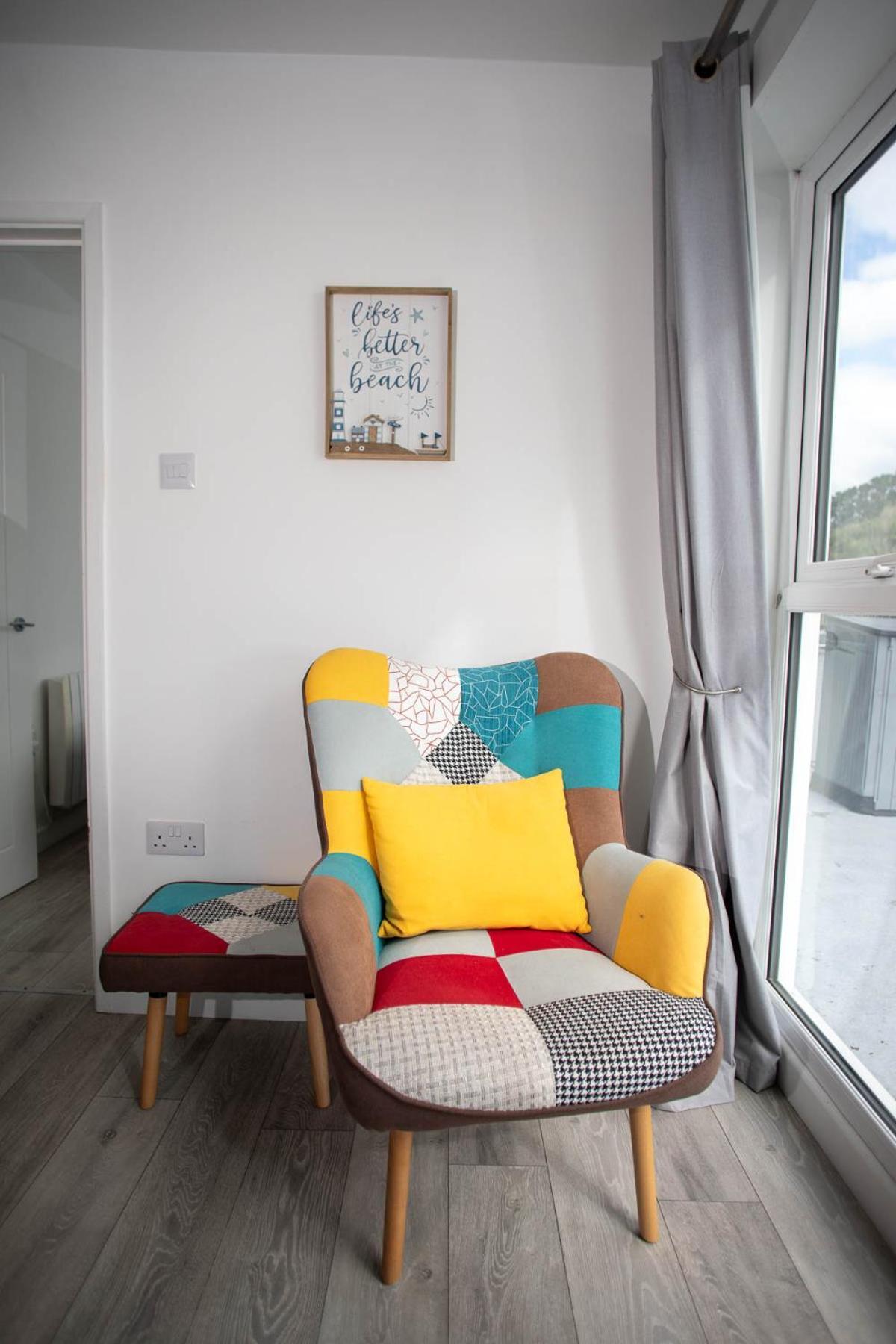 Pet Friendly Sea View Millendreath